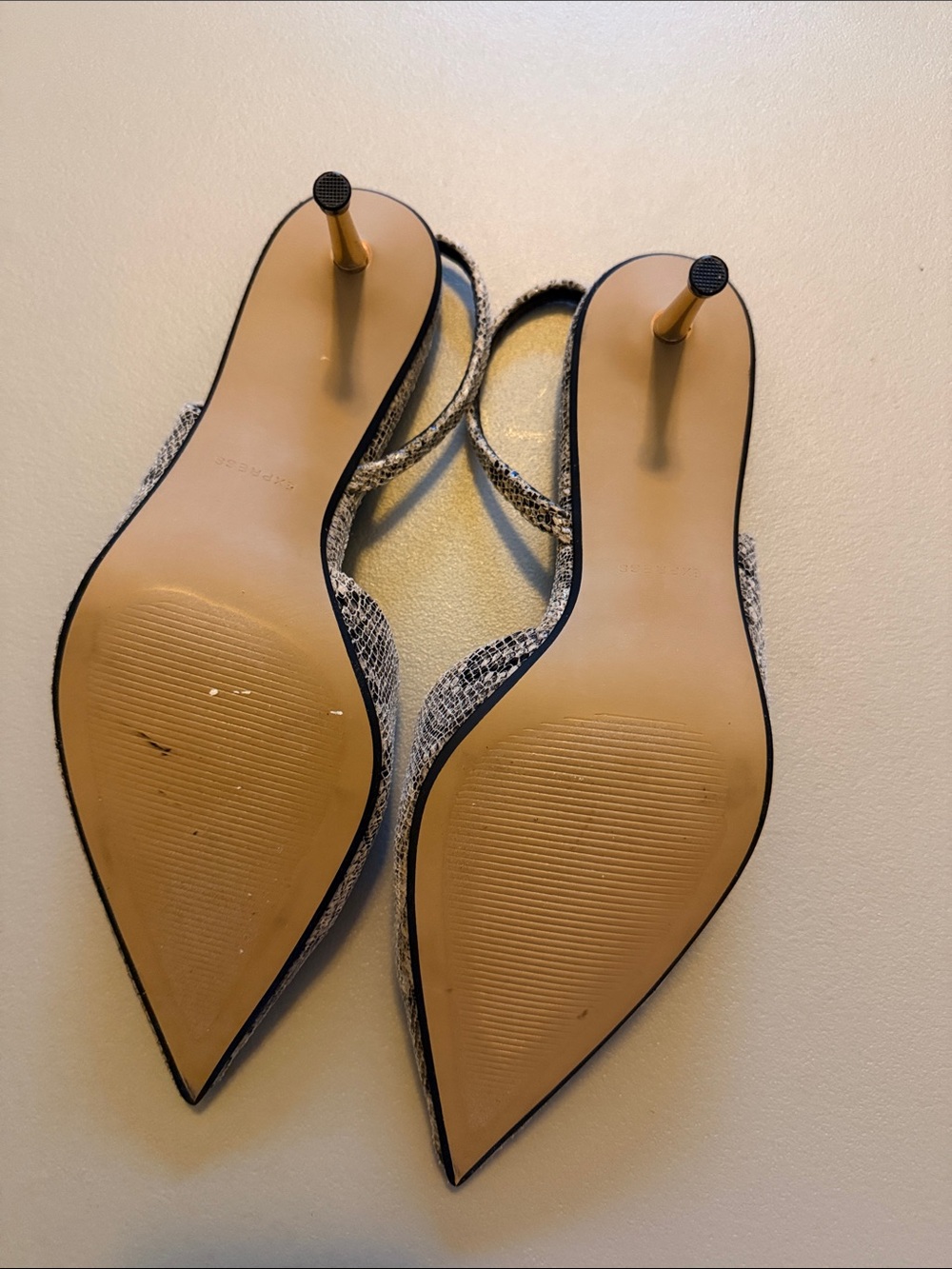 Express Snake-Print Slingback Pointed Heels in Gray and Black*NWOT or BOX. - Picture 5 of 8